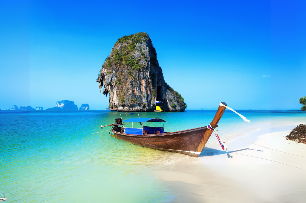 Miniaturbild Thailand, Langboot vor Felsen Miniaturbild Thailand, Langboot vor Felsen